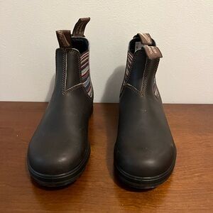 Blundstone Women's Brown Chelsea Boots with Striped Accents